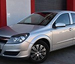 Opel Astra Samochód