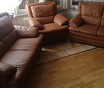 2 sofy w rozmiarze  1,6mx1mx1m każda i jeden fotel o wymiarach 1,1mx1mx1m