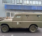 Land Rover Santana 109