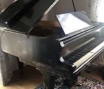 Stutzflügel Klavier